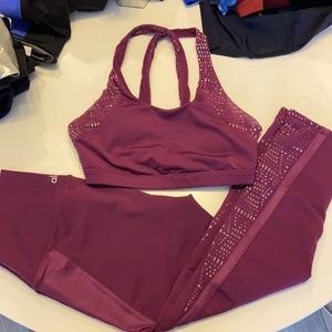 ALO yoga Set: crops and bra EUC M